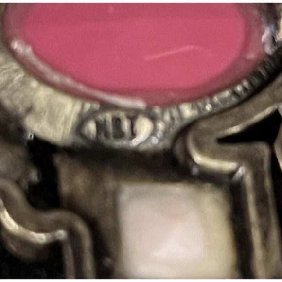 AVON NRT Deco Chunky Hinged Cuff Antique Gold Tone Bracelet Blues Pink - Picture 6 of 6